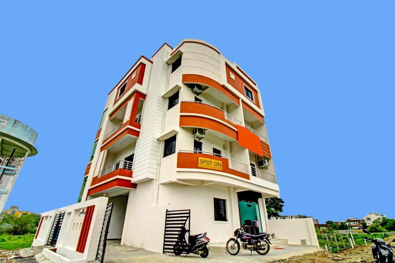 Oyo Vrindavan Inn Nagpur Eksteriør billede